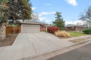 3260 S Fulton Ct, Denver, CO 80231 - Photo 3