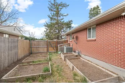 3260 S Fulton Court, Denver, CO 80231 - Photo 41