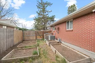 3260 S Fulton Ct, Denver, CO 80231 - Photo 41