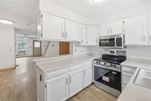 1811 S Quebec Way, Denver, CO 80231 - Photo 13