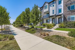 16558 Shoshone Pl, Broomfield, CO 80023 - Photo 3