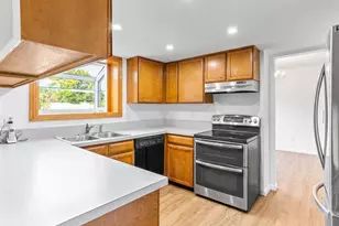 5905 W Quarles Dr, Littleton, CO 80128 - Photo 9