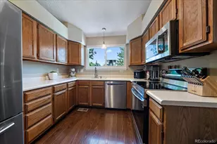 9785 Wedgewood Dr, Littleton, CO 80126 - Photo 7