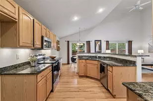 10982 W Crestline Dr, Littleton, CO 80127 - Photo 9