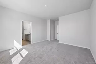 4601 N Versailles Way, Aurora, CO 80019 - Photo 7