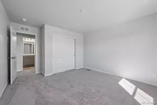 4601 N Versailles Way, Aurora, CO 80019 - Photo 13
