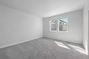 4601 N Versailles Way, Aurora, CO 80019 - Photo 5
