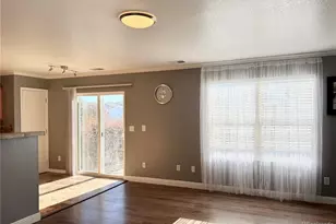 21984 E Crestline Ln, Aurora, CO 80015 - Photo 3