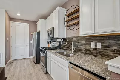 2022 S Upham Way, Lakewood, CO 80227 - Photo 3