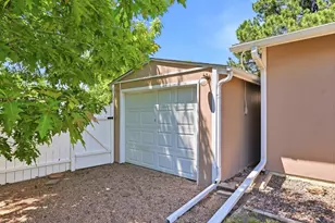 11972 E Louisiana Ave, Aurora, CO 80012 - Photo 39