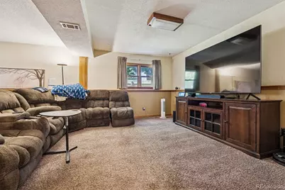 1554 Ervine Avenue, Longmont, CO 80501 - Photo 17