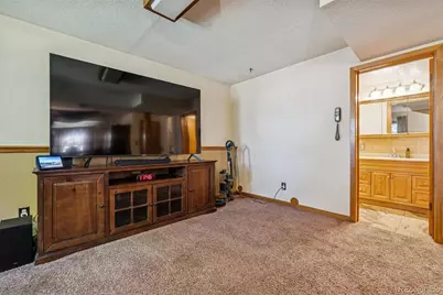 1554 Ervine Avenue, Longmont, CO 80501 - Photo 23