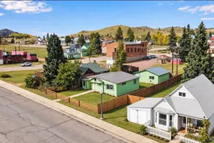 125 W Masonic Ave, Cripple Creek, CO 80813 - Photo 17