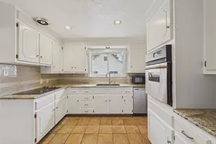 1695 E Cornell Ave, Denver, CO 80210 - Photo 7