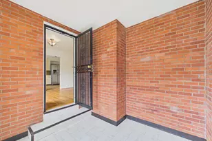 1695 E Cornell Ave, Denver, CO 80210 - Photo 21