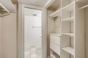 3420 S Locust St, Denver, CO 80222 - Photo 13