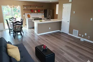 10021 Hudson Ct, Denver, CO 80229 - Photo 5