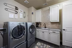 10601 Montecito Dr, Lone Tree, CO 80124 - Photo 35