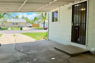 891 Lansing St, Aurora, CO 80010 - Photo 15