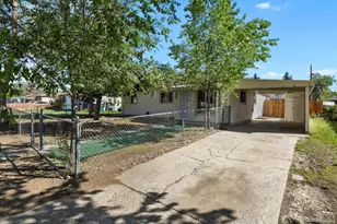 940 Vaughn St, Aurora, CO 80011 - Photo 3