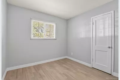 940 Vaughn Street, Aurora, CO 80011 - Photo 21