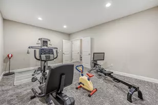 7031 S White Crow Wy, Aurora, CO 80016 - Photo 35