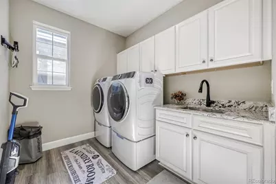 7031 S White Crow Way, Aurora, CO 80016 - Photo 15