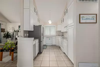 17633 E Temple Drive, Aurora, CO 80015 - Photo 9