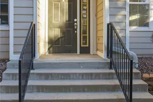 1325 Carlyle Park Cir, Highlands Ranch, CO 80129 - Photo 3