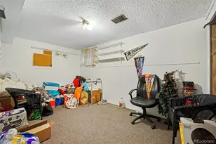 9191 E Oxford Dr, Denver, CO 80237 - Photo 15