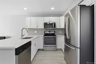 932 S Peoria St, Aurora, CO 80012 - Photo 5