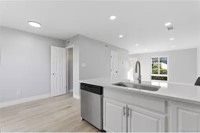 932 S Peoria Street, Aurora, CO 80012 - Photo 7