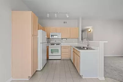 8389 Pebble Creek Way #101, Highlands Ranch, CO 80126 - Photo 7