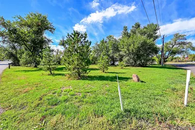 765 Emerald Lane, Lakewood, CO 80214 - Photo 7