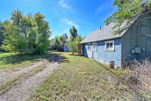 765 Emerald Ln, Lakewood, CO 80214 - Photo 3