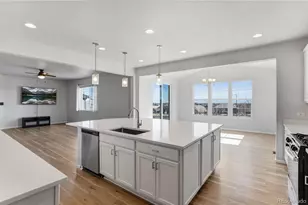 7778 S Old Hammer Way, Aurora, CO 80016 - Photo 3