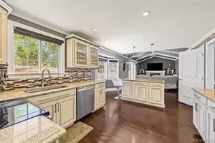 3132 S Boston Ct, Denver, CO 80231 - Photo 17