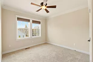 9427 E 51st Dr, Denver, CO 80238 - Photo 41