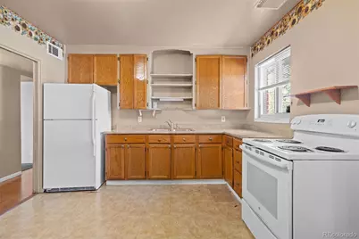 1283 Racine Street, Aurora, CO 80011 - Photo 7