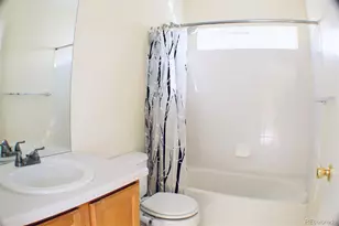 1901 Fountain Ct, Longmont, CO 80503 - Photo 15