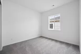 3807 Emerald Shore Cir, Loveland, CO 80538 - Photo 3