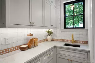 888 S Franklin St, Denver, CO 80209 - Photo 11