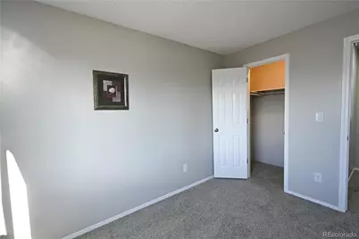 4933 S Rifle Court, Aurora, CO 80015 - Photo 9