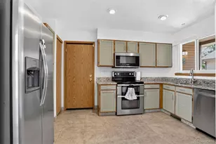 12816 E Wyoming Cir, Aurora, CO 80012 - Photo 11