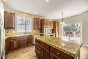 3646 S Malta Ct, Aurora, CO 80013 - Photo 9