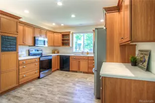 8707 W Glasgow Pl, Littleton, CO 80128 - Photo 7