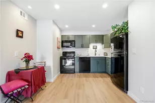 2575 S Syracuse Way, Denver, CO 80231 - Photo 3