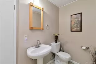 2835 S Monaco Parkway, Denver, CO 80222 - Photo 19