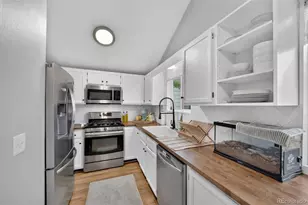 960 S Zeno Way, Aurora, CO 80017 - Photo 5
