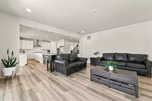 9697 Danube Ct, Commerce City, CO 80022 - Photo 11
